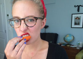 Valentina Álvarez: Selfie comiendo Doritos